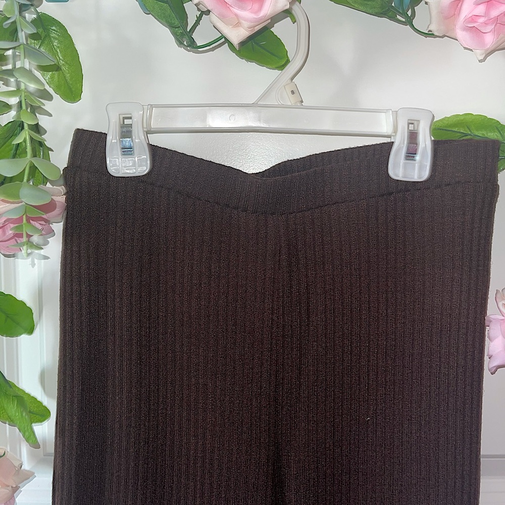 Flared Rid-knit Pants